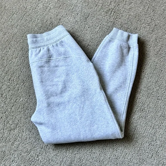 Lululemon Scuba High-Rise Jogger - Picture 5 of 8